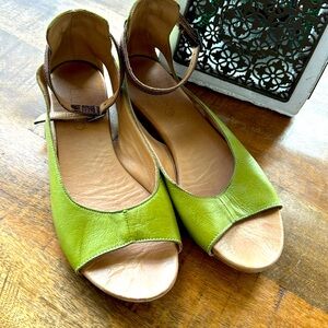 Bueno sandals size 40 EXCELLENT